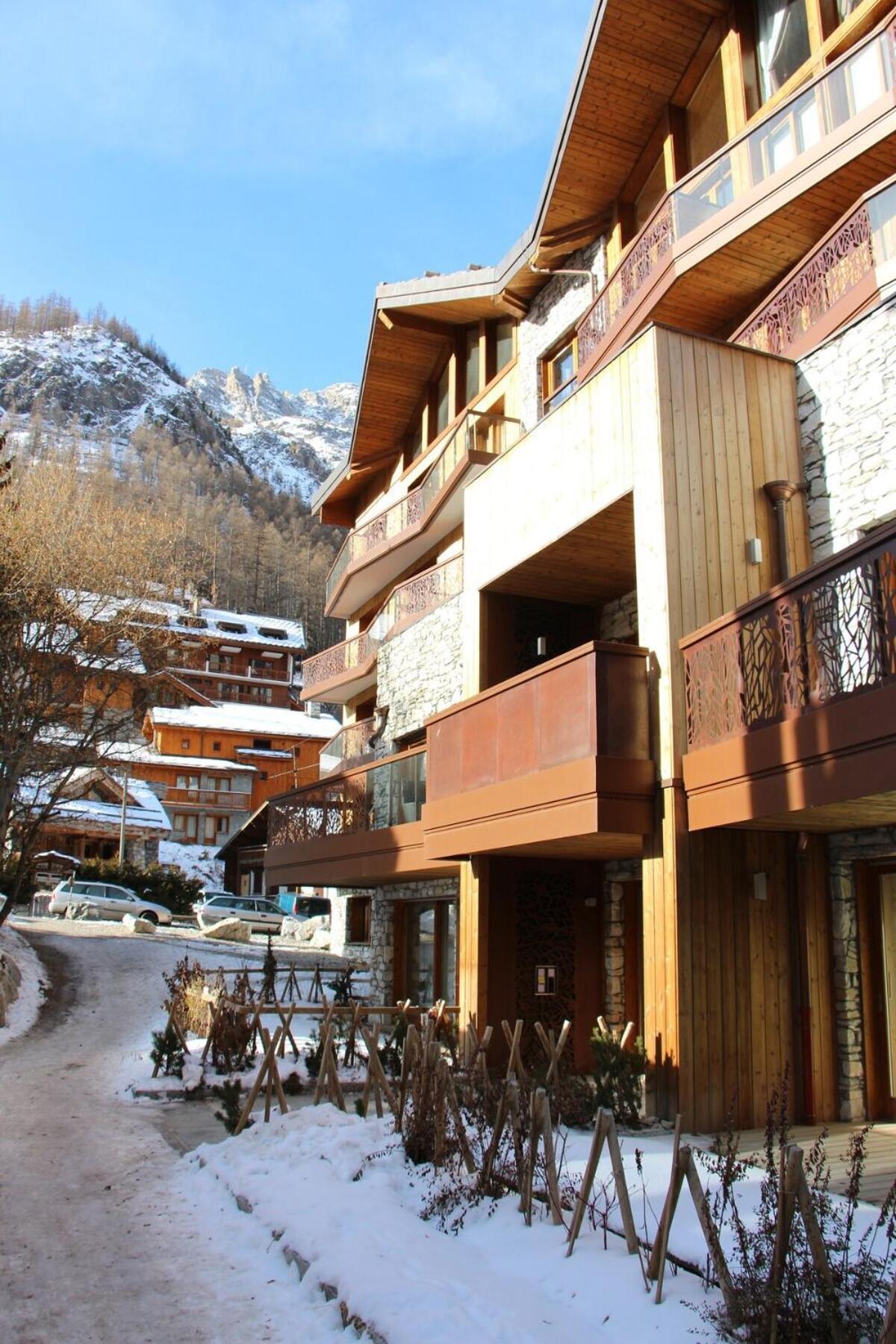 Les Clarines Apartment Val d'Isere Ruang foto